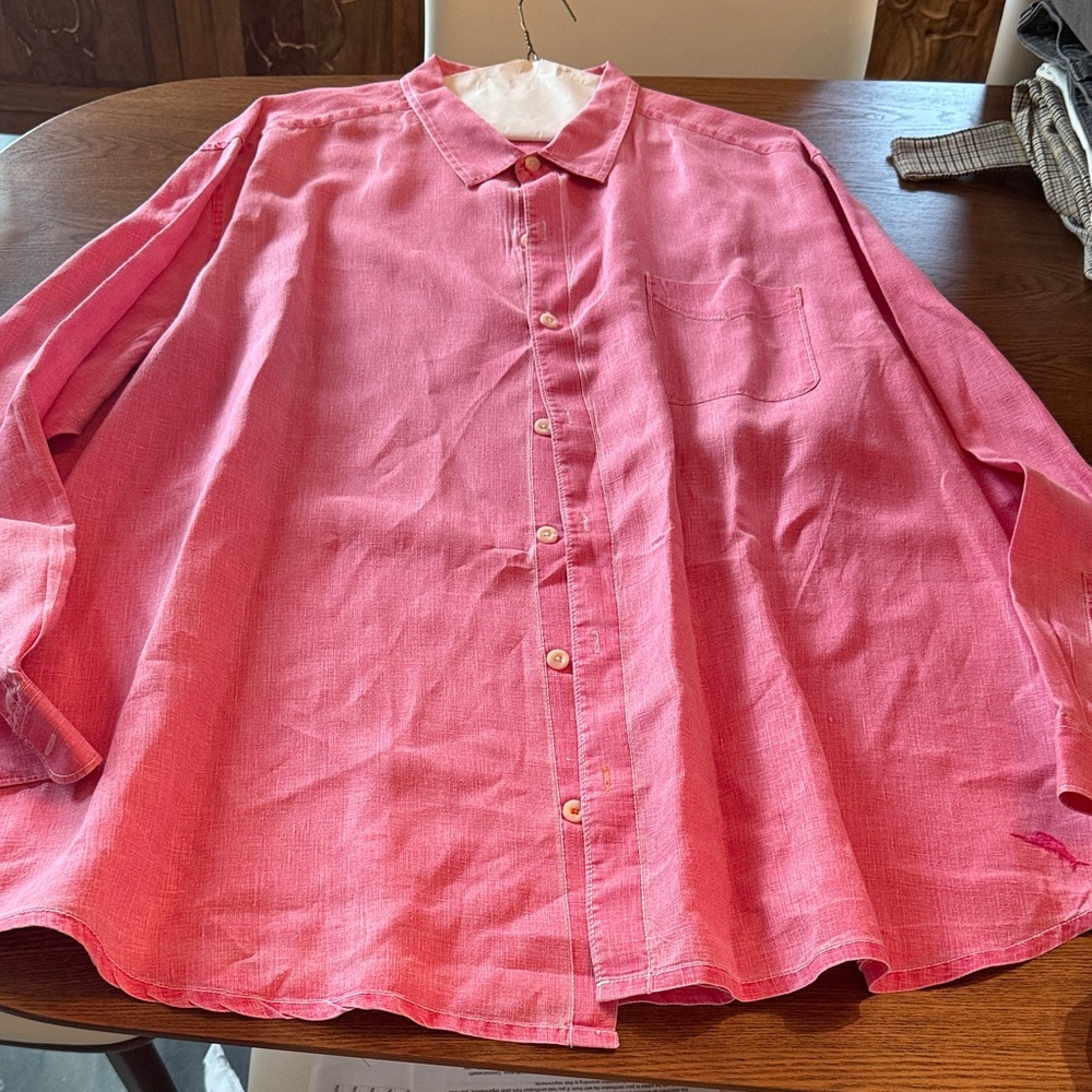 Tommy Bahama Pink Casual Button Down Shirt 100% Linen